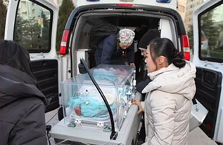 洛隆县妇婴监护型护送
